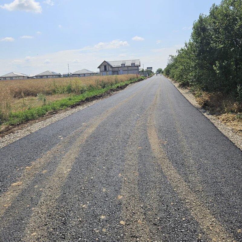 Sabareni poate fi casa ta, loturi 400 mp cu utilitati aproape, langa padure
